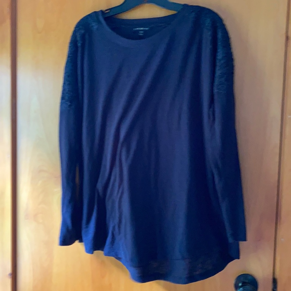 Lightweight sweater